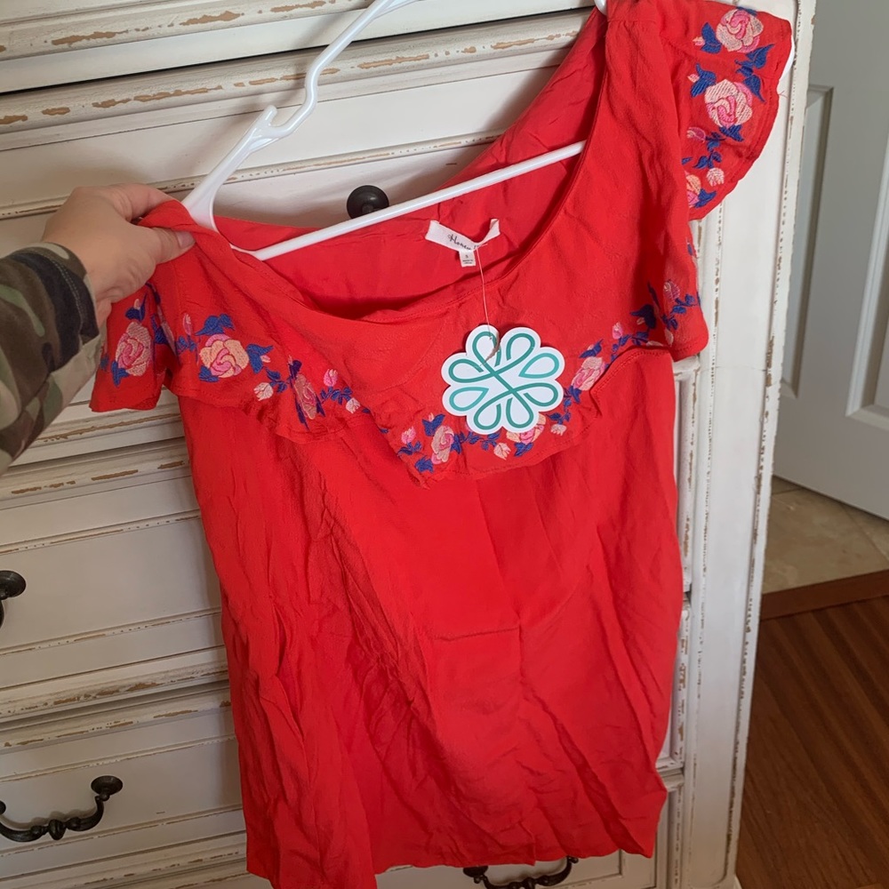 Shop hopes dress
